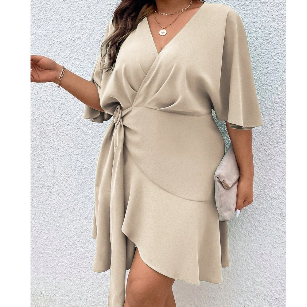 Plus solid Batwing Sleeve Ruffle Hem Mini Dress - Picture 4 of 13